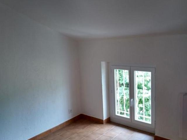 Appartement 2 pièces, 45 m² à louer à Gilette 06830