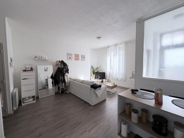 APPARTEMENT T2