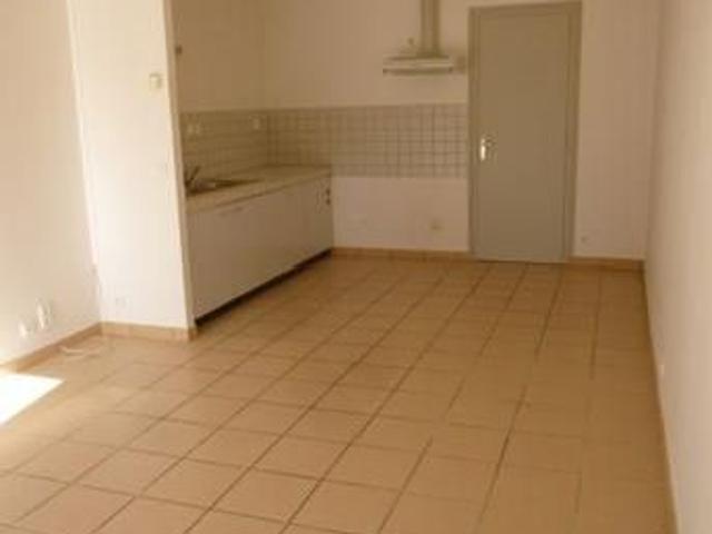 Appartement 2 pièces, 45 m² à louer à Leyme 46120
