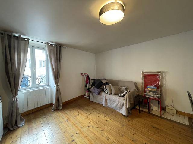 Appartement 2 pièces, 45 m² à louer à Lons le Saunier 39000