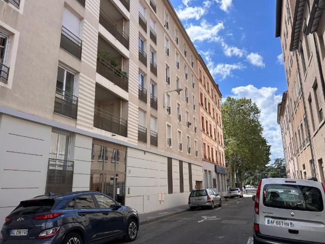 Appartement 2 pièces, 45 m² à louer à Lyon 3 69003