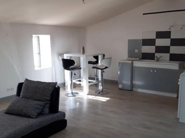Appartement 2 pièces, 45 m² à louer à Monségur 33580