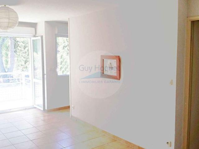 Appartement 2 pièces, 45 m² à louer à Nîmes 30000
