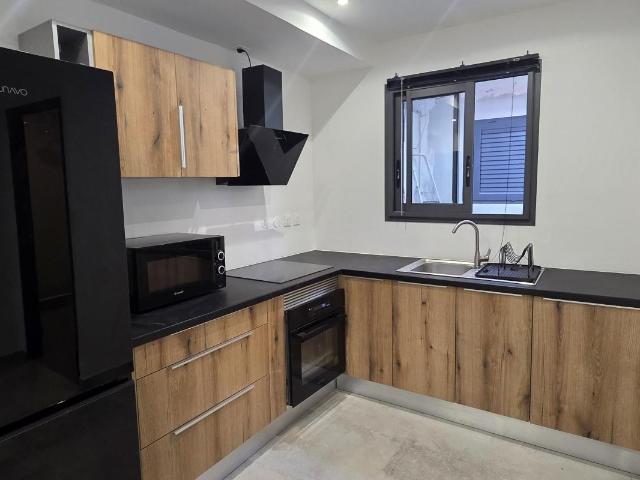 Appartement 2 pièces, 45 m² à louer à Saint Pierre 97410