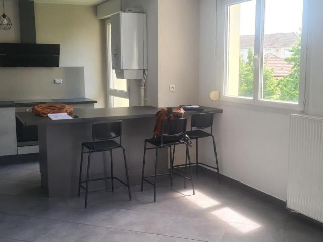 Appartement 2 pièces, 46 m² à louer à Dijon 21000