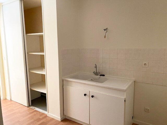 Appartement 2 pièces, 46 m² à louer à Lignac 36370