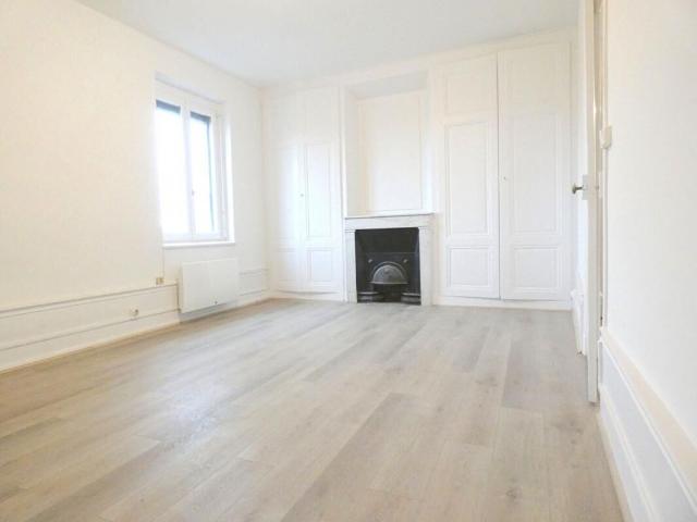 Appartement 2 pièces, 46 m² à louer à Oullins Pierre Bénite 69600
