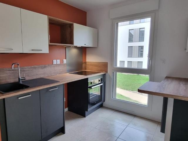 Appartement 2 pièces, 46 m² à louer à Rillieux la Pape 69140