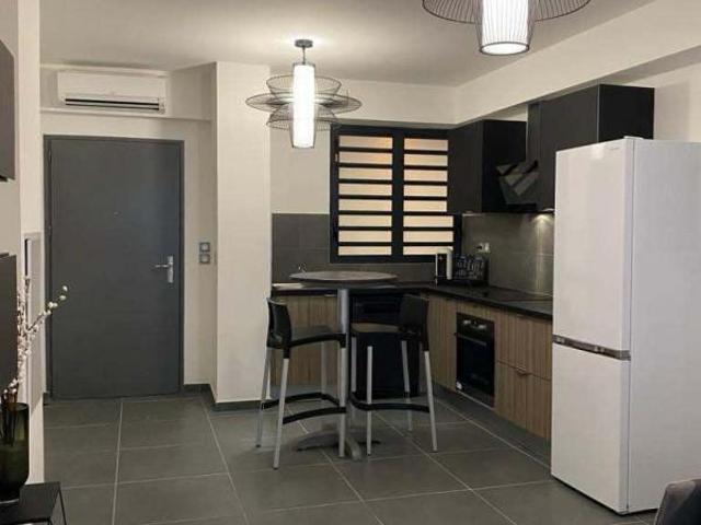 Appartement 2 pièces, 46 m² à louer à Saint Denis 97400
