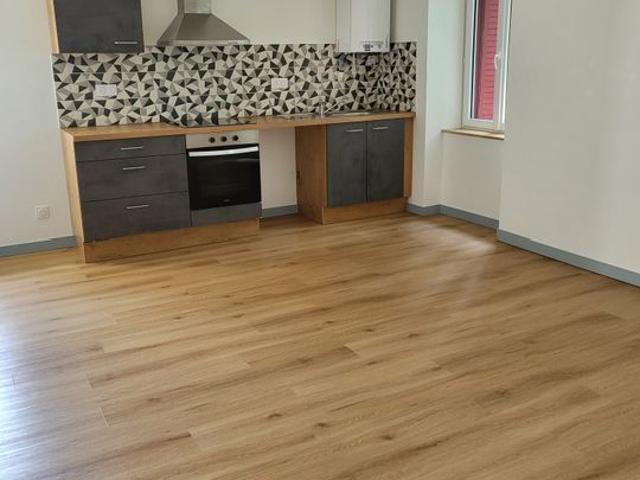 Appartement 2 pièces, 48 m² à louer à Aydat 63970