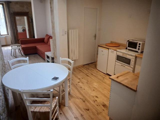 Appartement 2 pièces, 48 m² à louer à Bordeaux 33000