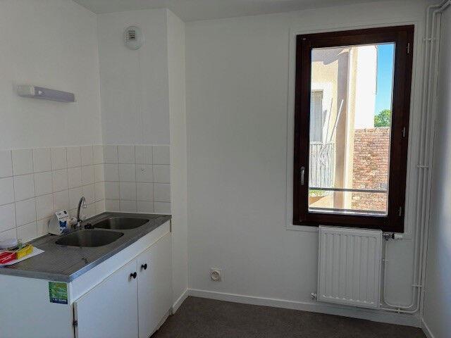 Appartement 2 pièces, 48 m² à louer à La Châtre 36400