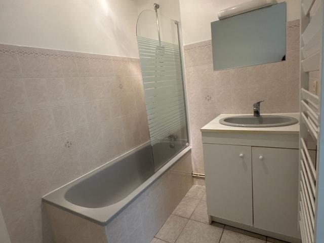 Appartement 2 pièces, 48 m² à louer à Le Péage de Roussillon 38550