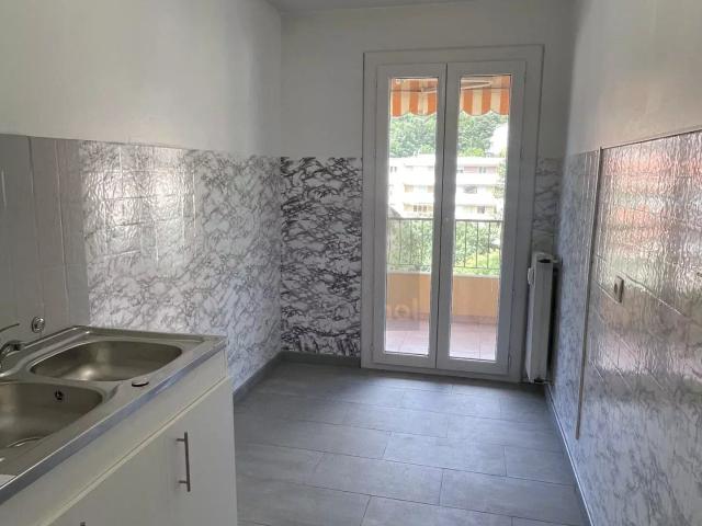 Appartement 2 pièces, 48 m² à louer à Menton 06500
