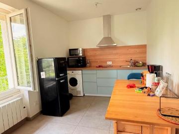 Appartement 2 pièces, 48 m² à louer à Saint Genis Laval 69230