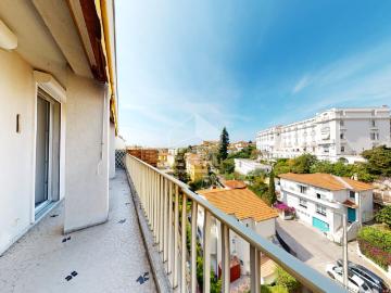 Grosso, Voie Pierre Mathis, Saint-Antoine-Ginestière, Alpes-Maritimes