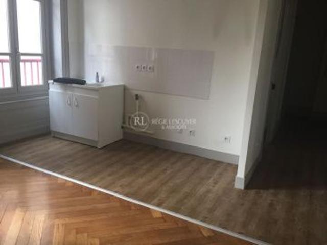 Appartement 2 pièces 49.92 m²