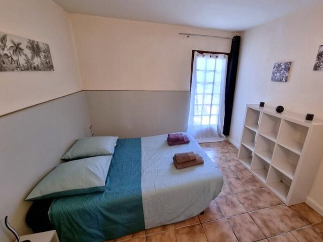 Appartement 2 pièces 49 m2, à SAINT GENIES Dordogne