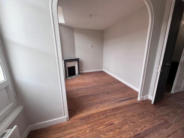 Appartement 2 pièces, 49 m² à louer à Bordeaux 33000
