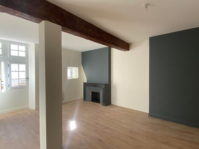 Appartement 2 pièces, 49 m² à louer à Bordeaux 33800