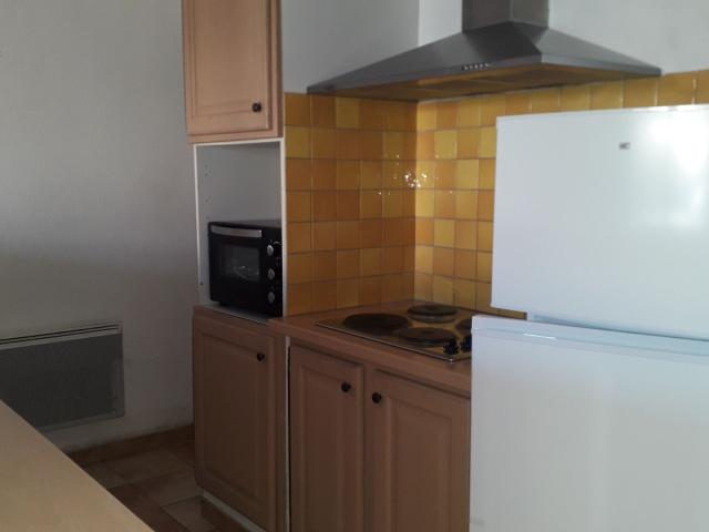 Appartement 2 pièces, 49 m² à louer à Châteauneuf de Gadagne 84470