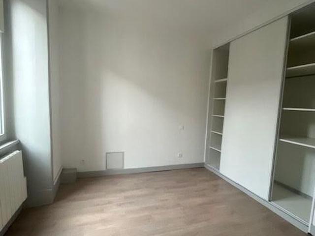 Appartement 2 pièces, 49 m² à louer à Chalamont 01320