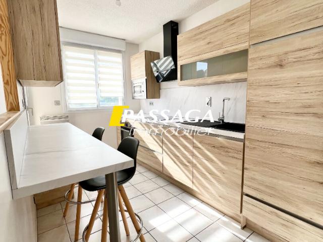 Appartement 2 pièces, 49 m² à louer à Laissac Sévérac l'Église 12310