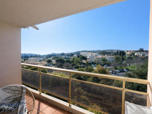 Appartement 2 pièces, 49 m² à louer à Le Cannet 06110