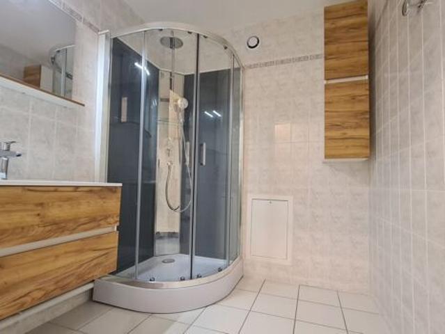 Appartement 2 pièces 49m2 REIMS 722 euros