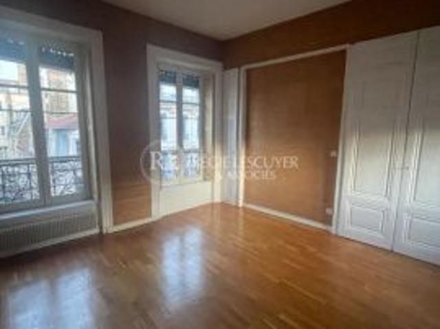 Appartement 2 pièces 53.96 m²