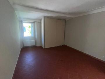 Appartement 2 pièces, 53 m² à louer à Venelles 13770