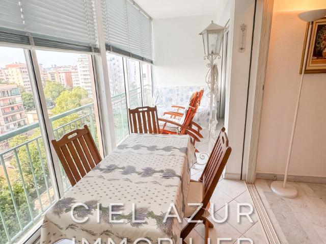 Appartement 2 pièces, 53 m² à louer à Antibes 06160