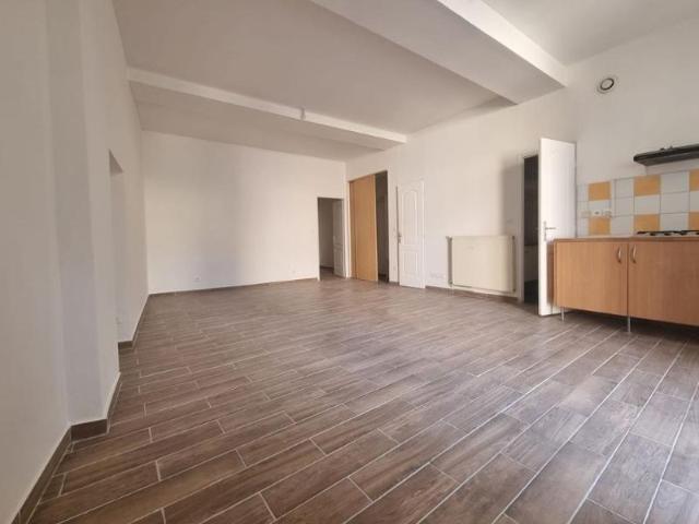 Appartement 2 pièces, 53 m² à louer à La Réole 33190