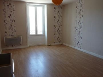 Appartement 2 pièces, 53 m² à louer à Lisle 24350