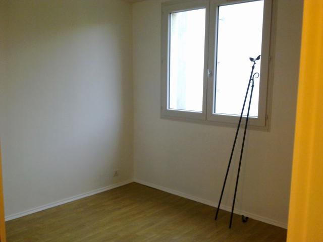 Appartement 2 pièces, 53 m² à louer à Savigny le Temple 77176