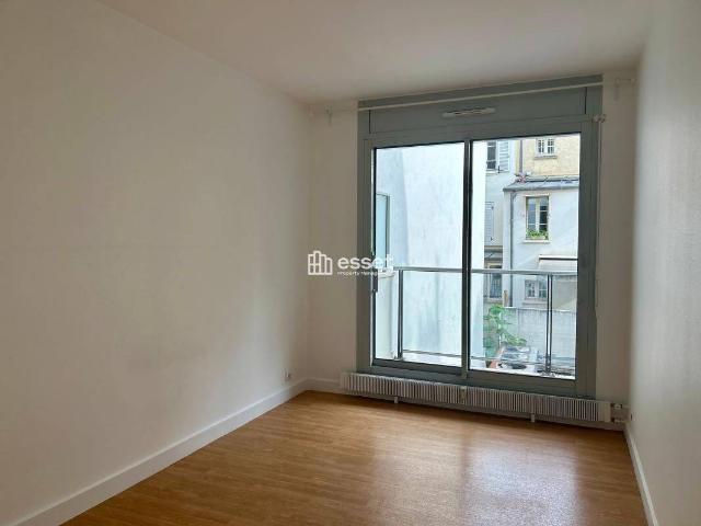 Appartement 2 Pièces 53m² à louer 1965 euros PARIS 75007