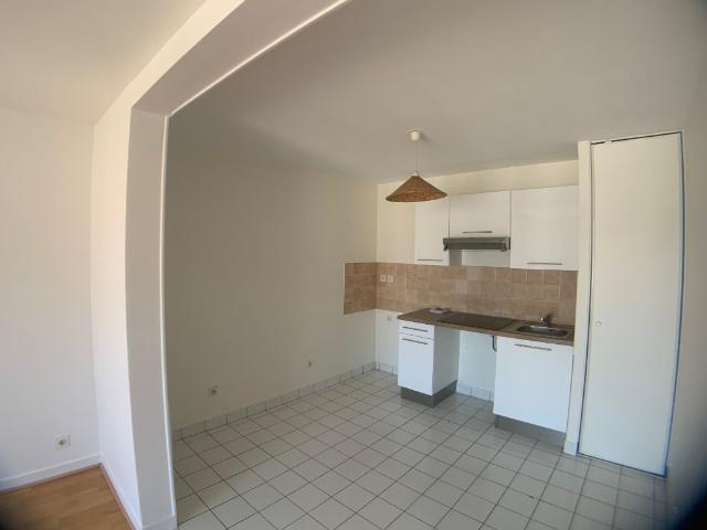 Appartement 2 pièces, 50 m² à louer à Tours 37000