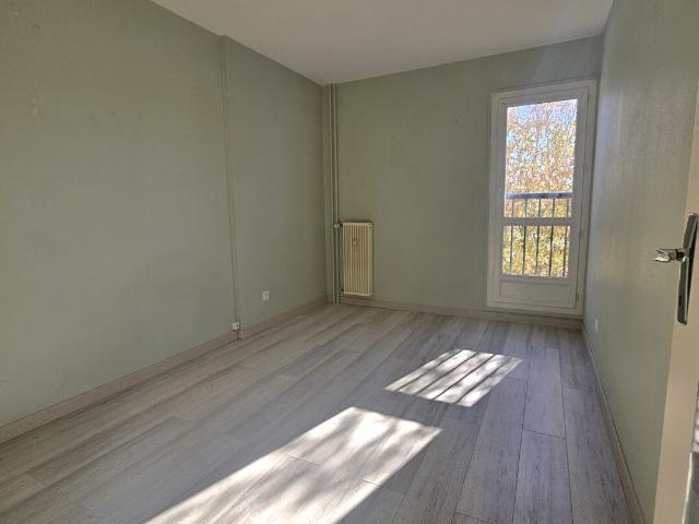 Appartement 2 pièces, 50 m² à louer à Angoulême 16000