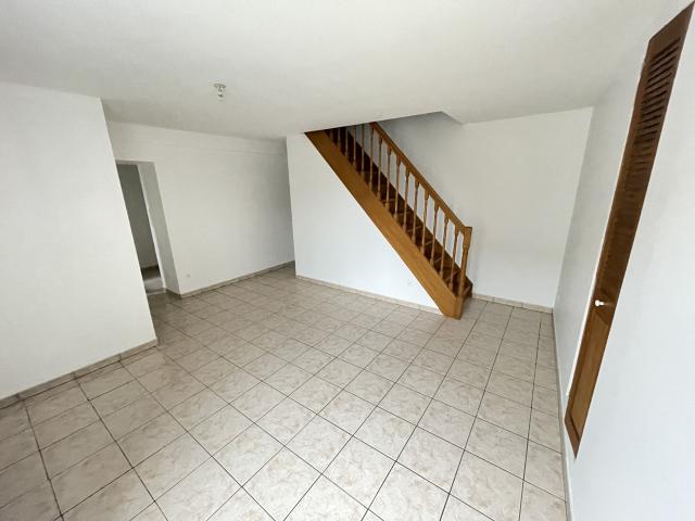 Appartement 2 pièces, 50 m² à louer à Baule 45130