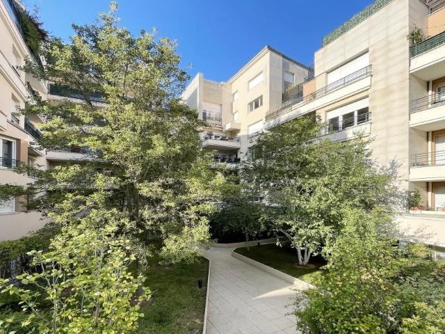 Appartement 2 pièces, 50 m² à louer à Issy les Moulineaux 92130