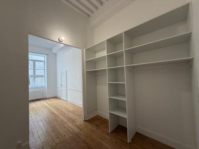 Appartement 2 pièces, 50 m² à louer à Lyon 4 69004