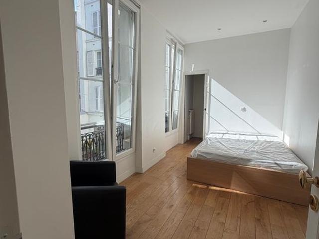 Appartement 2 pièces, 50 m² à louer à Paris 8 75008