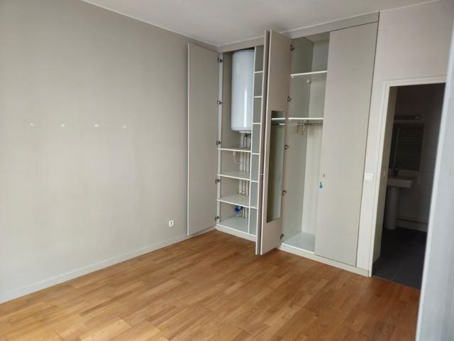 Appartement 2 pièces, 50 m² à louer à Paris 10 75010