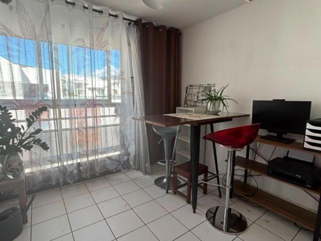 Appartement 2 pièces, 50 m² à louer à Saint Denis 97400