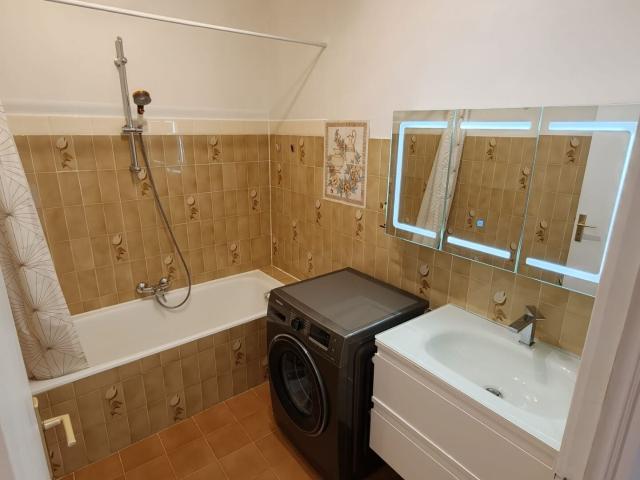 Appartement 2 pièces, 51 m² à louer à Villeneuve Loubet 06270