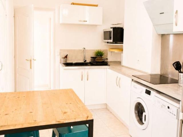 Appartement 2 pièces, 51 m² à louer à Aix en Provence 13100