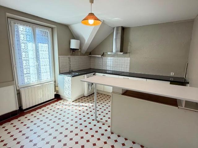 Appartement 2 pièces, 51 m² à louer à Grenoble 38000