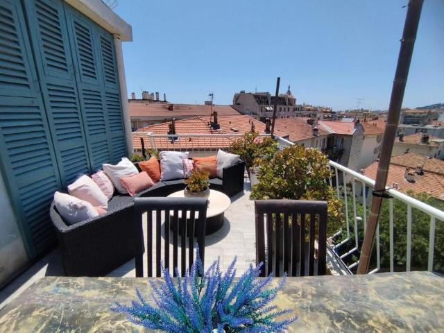 Appartement 2 pièces, 51 m² à louer à Nice 06000