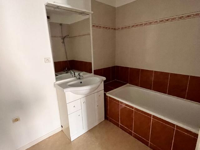 Appartement 2 pièces, 51 m² à louer à Poitiers 86000