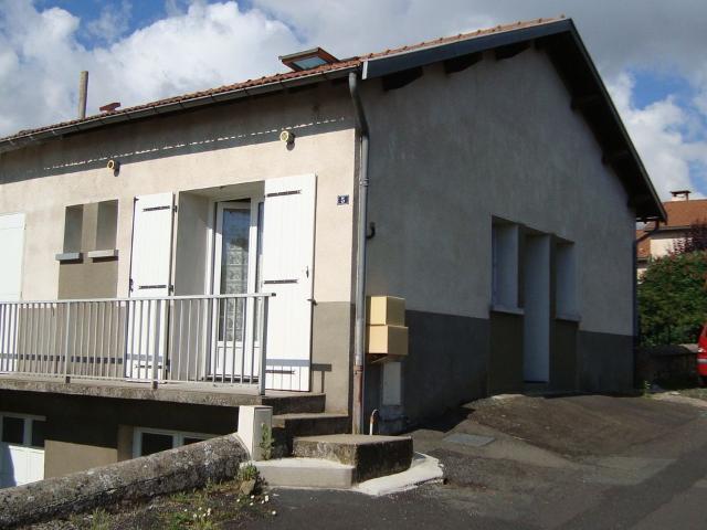 Appartement 2 pièces, 51 m² à louer à Polignac 43000